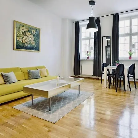 Old Town Rynek 24- Piwnica Swidnicka. Apartament
