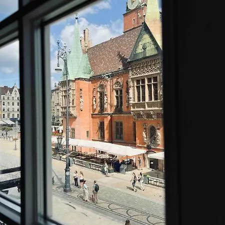 Apartment Old Town Rynek 24- Piwnica Swidnicka.